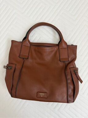 Fossil || brown leather tote bag